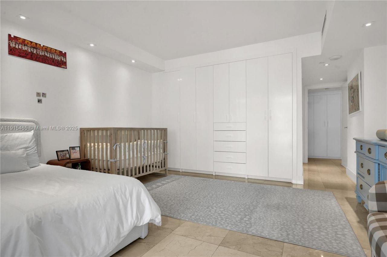 10175 Collins Ave, Unit 504, Bal Harbour, FL 33154 Photo