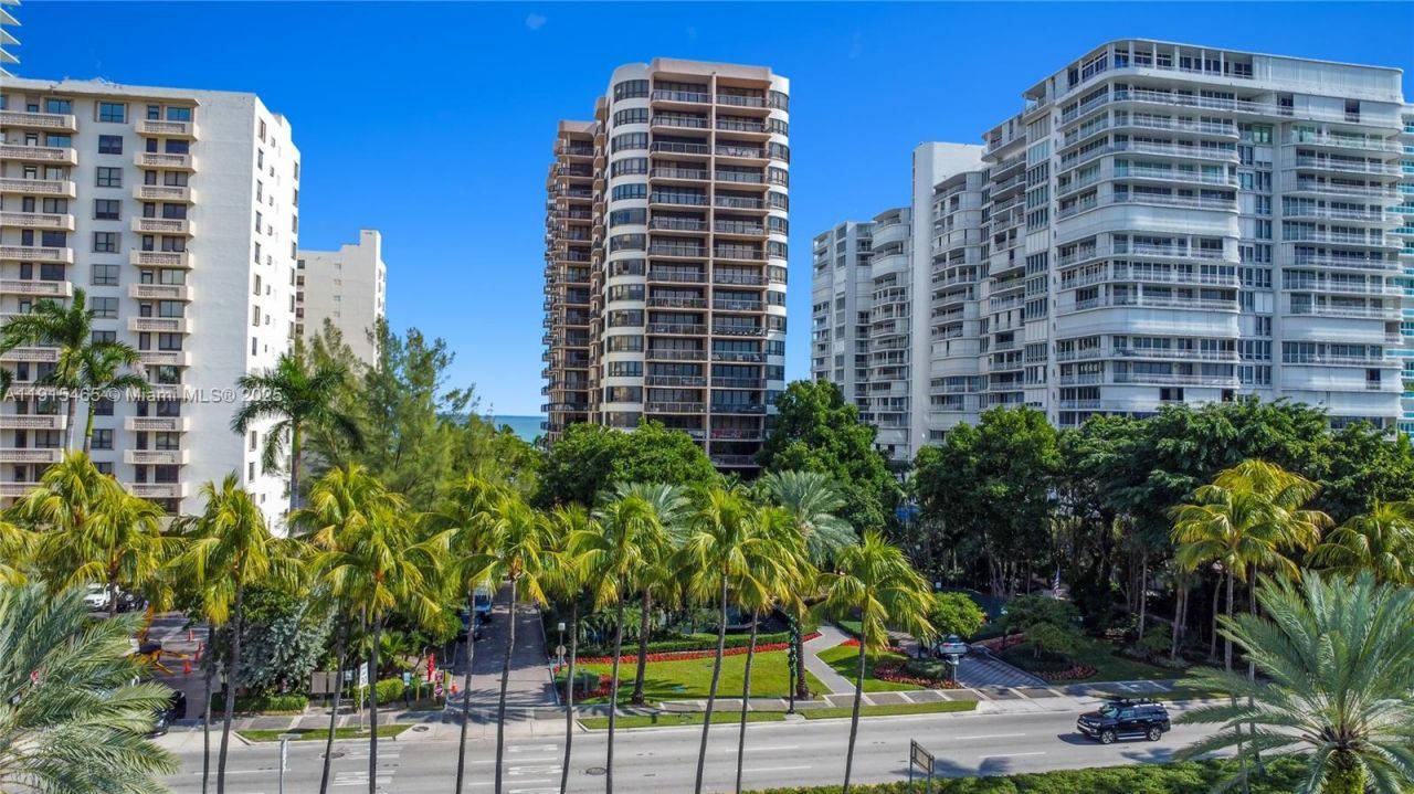 10175 Collins Ave, Unit 504, Bal Harbour, FL 33154 Photo