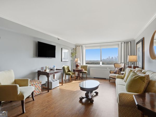 2479 Peachtree Road NE, Unit APT 1401, Atlanta, GA 30305