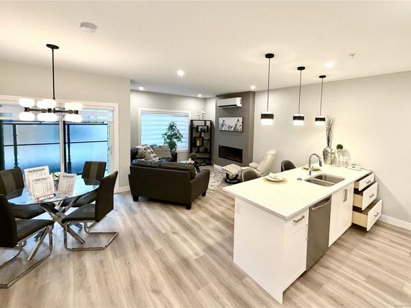 918 Jenkins Ave, Unit 505, Langford, BC V9B 2N7