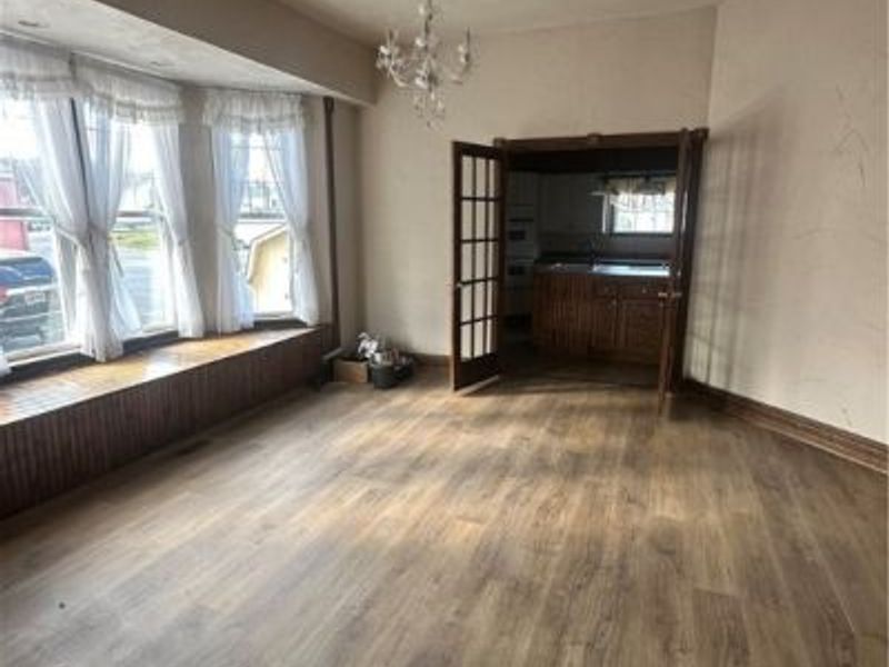 315 Carolina Avenue, Chester, WV 26034 Photo 11