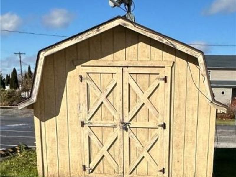 315 Carolina Avenue, Chester, WV 26034 Photo 23