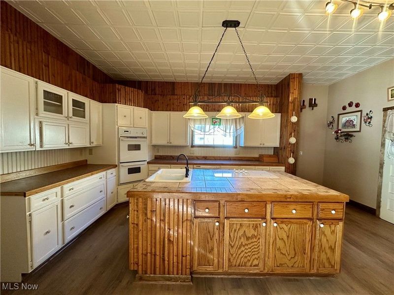 315 Carolina Avenue, Chester, WV 26034 Photo 3