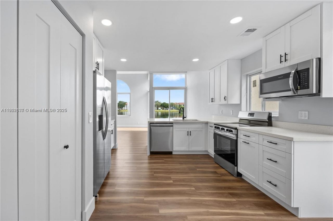 3835 Lombardy St, Hollywood, FL 33021 Photo