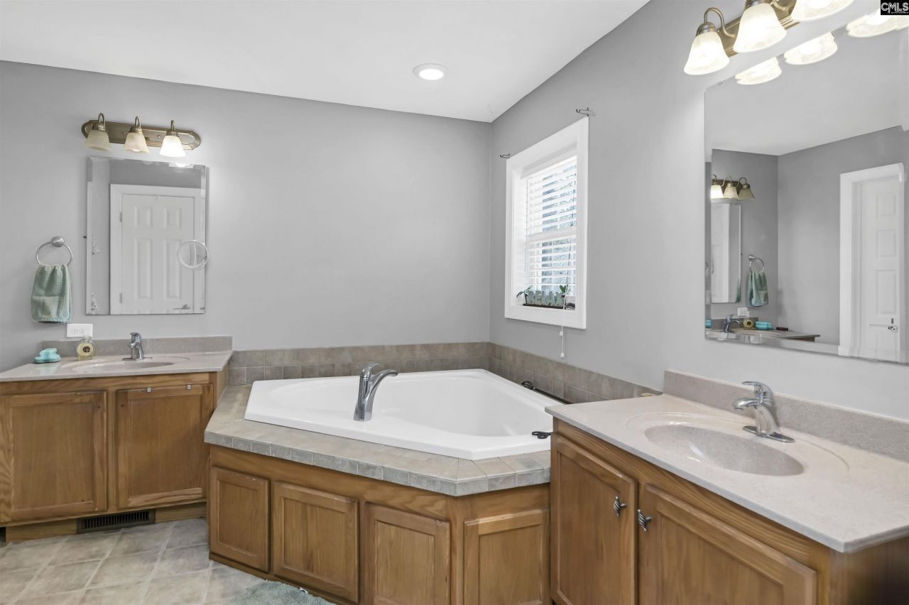 359 Sturkie Lane  Photo 16