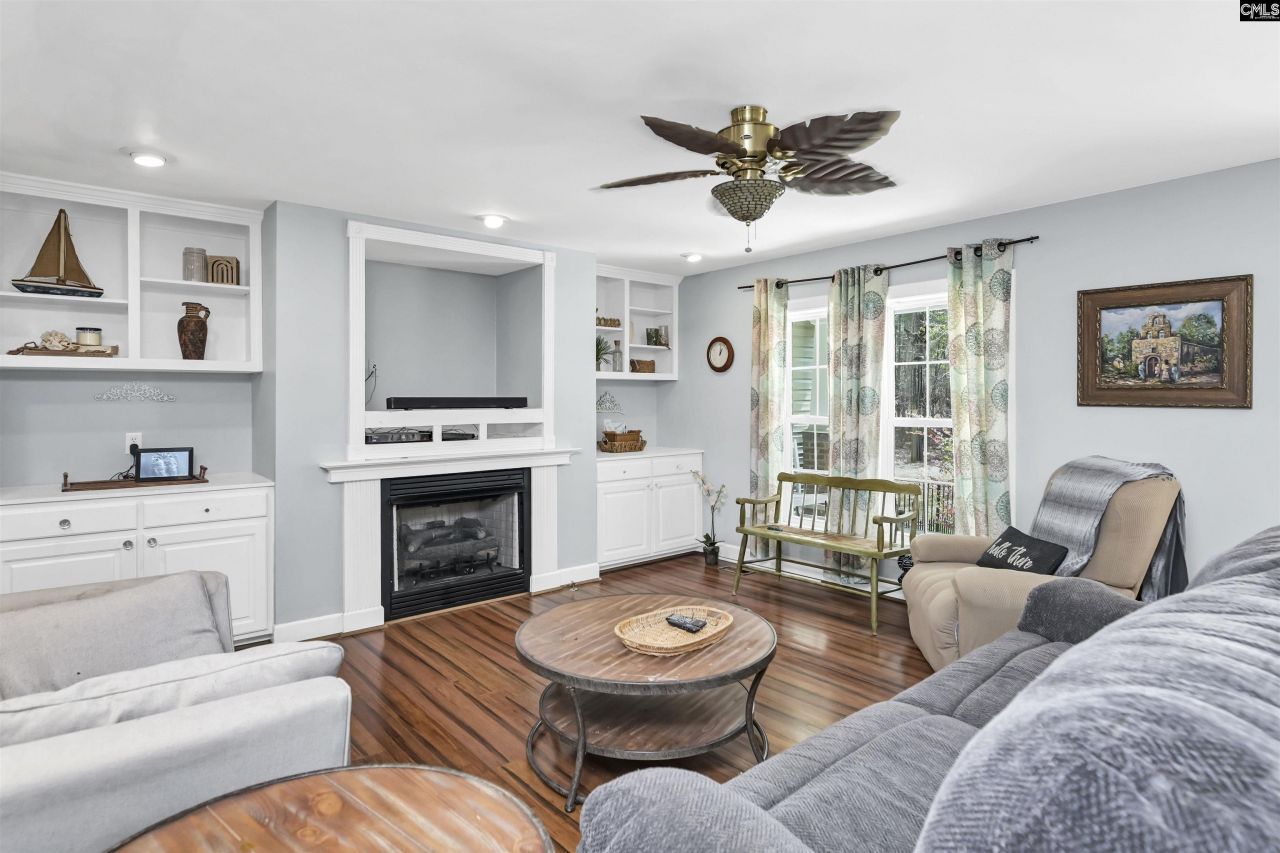 359 Sturkie Lane  Photo 6