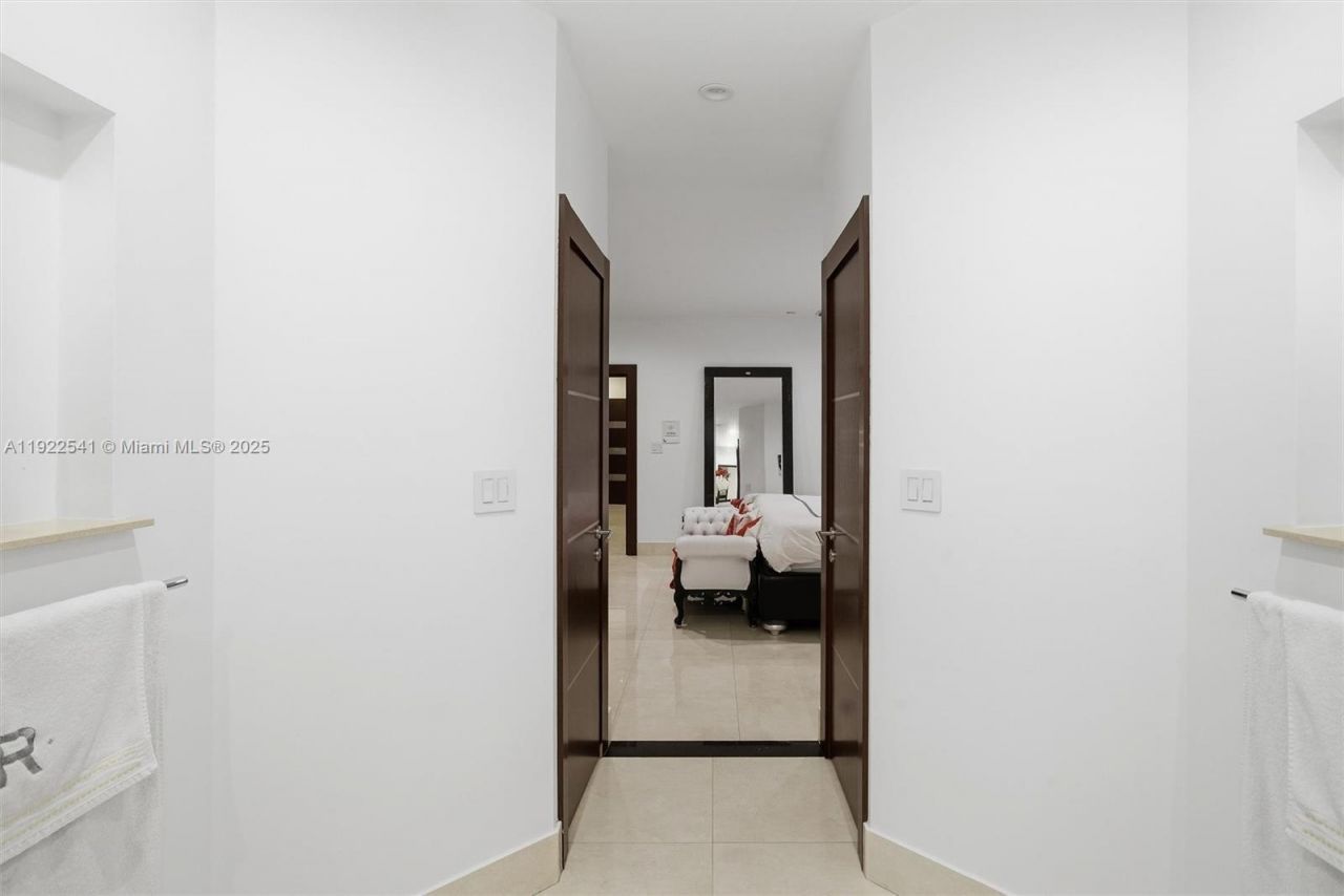 14252 SW 30th St, Miami, FL 33175 Photo