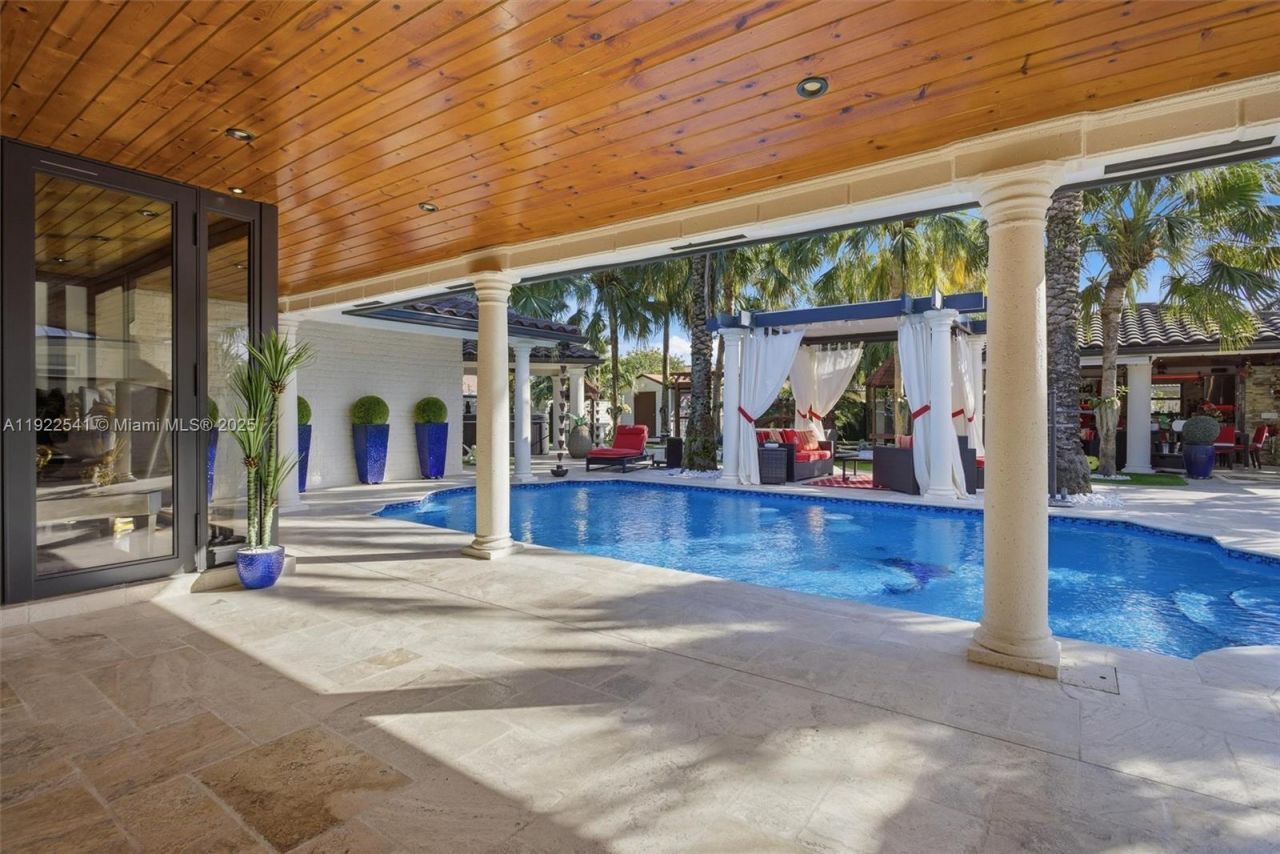 14252 SW 30th St, Miami, FL 33175 Photo