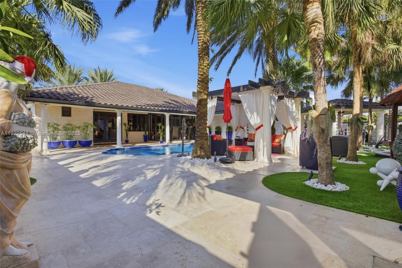 14252 SW 30th St, Miami, FL 33175 Photo