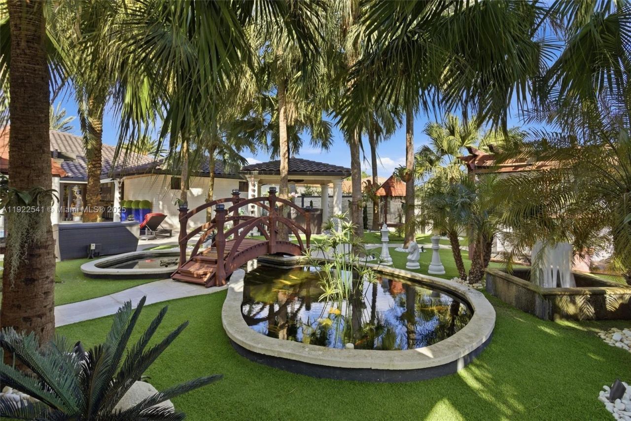 14252 SW 30th St, Miami, FL 33175 Photo