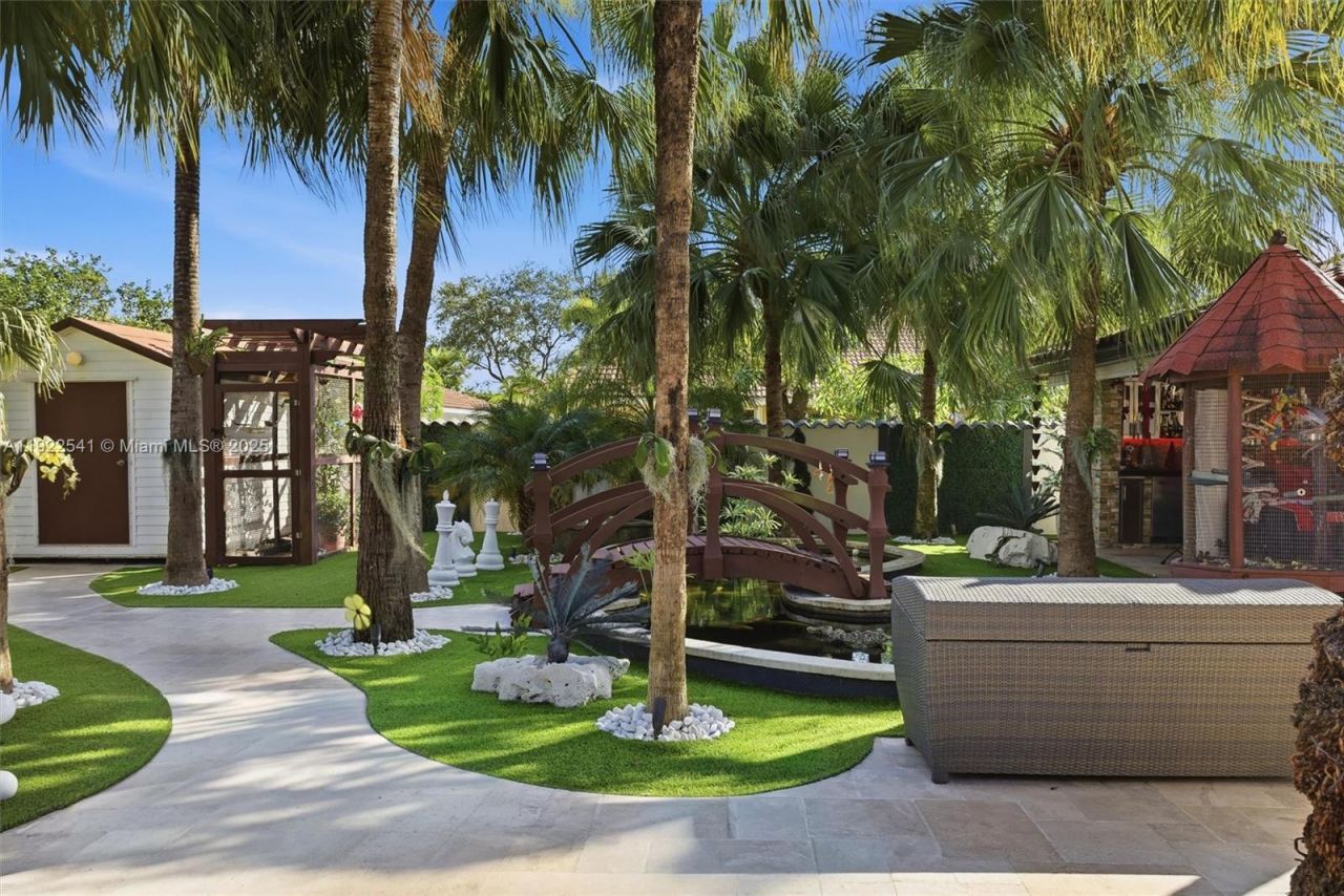 14252 SW 30th St, Miami, FL 33175 Photo