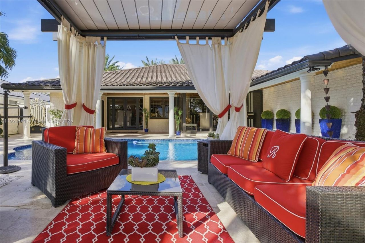 14252 SW 30th St, Miami, FL 33175 Photo