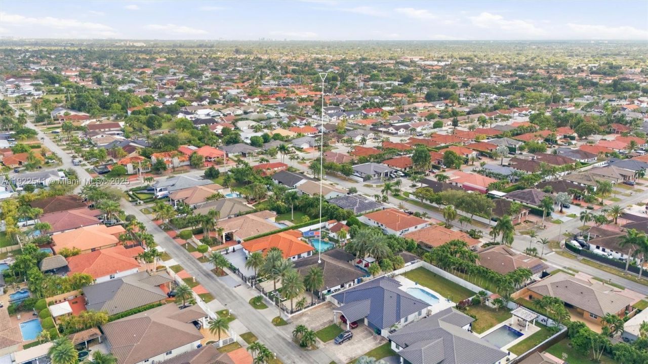 14252 SW 30th St, Miami, FL 33175 Photo