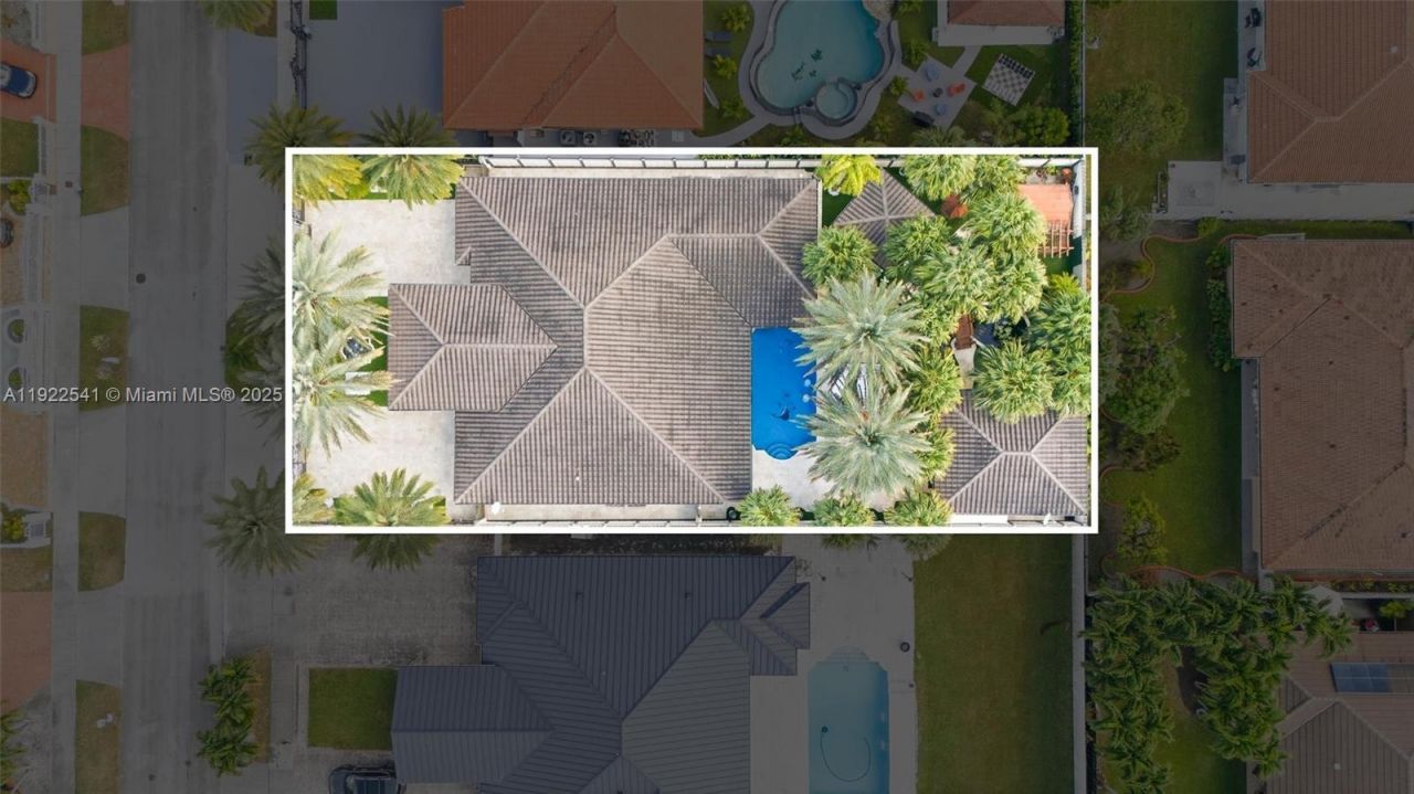 14252 SW 30th St, Miami, FL 33175 Photo