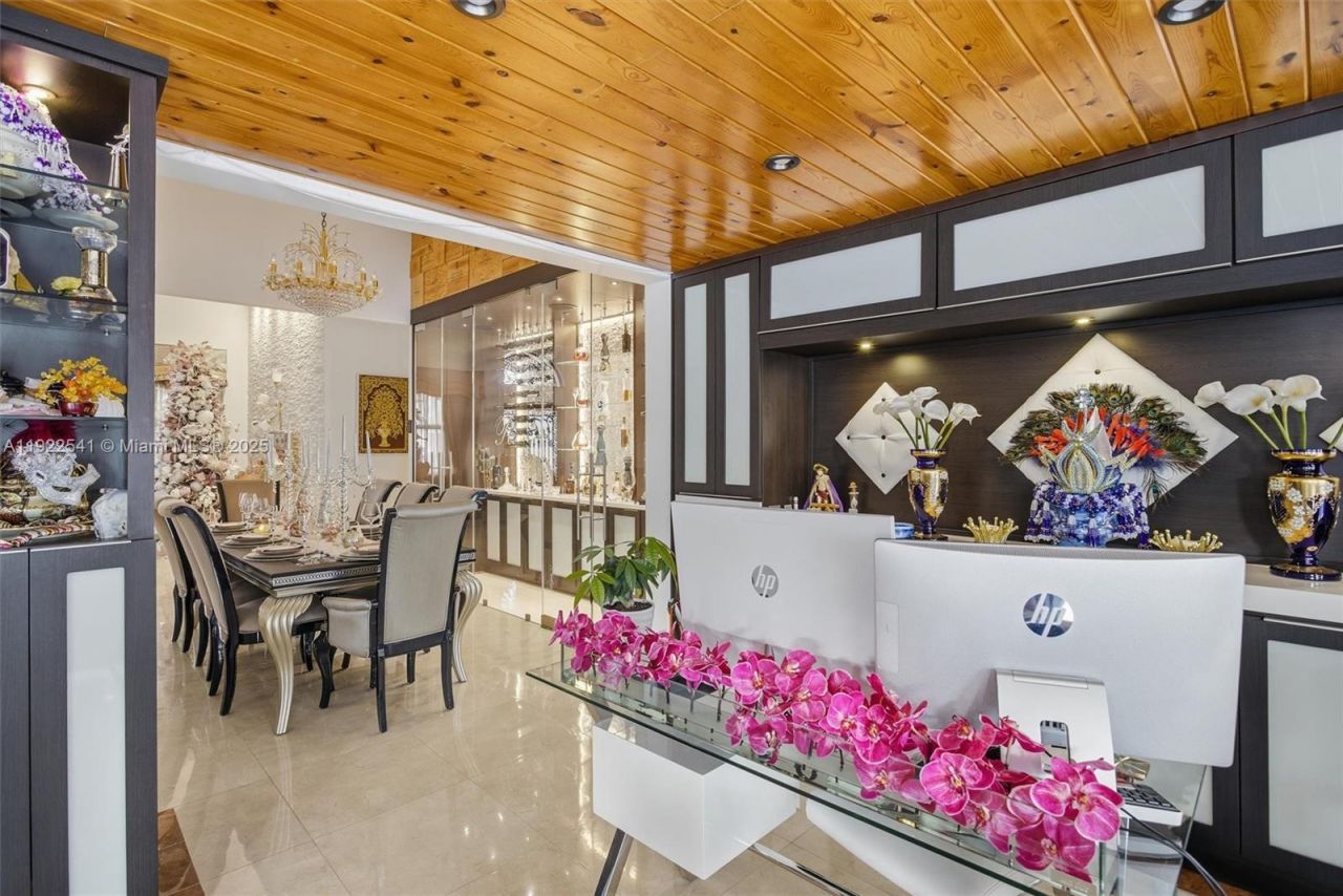 14252 SW 30th St, Miami, FL 33175 Photo