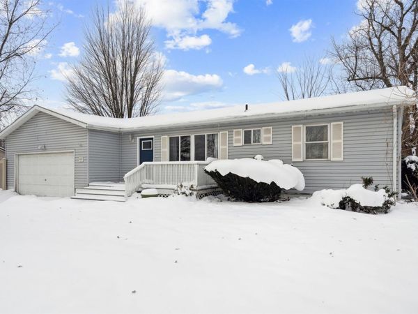 414 Main Street, Jesup, IA 50648