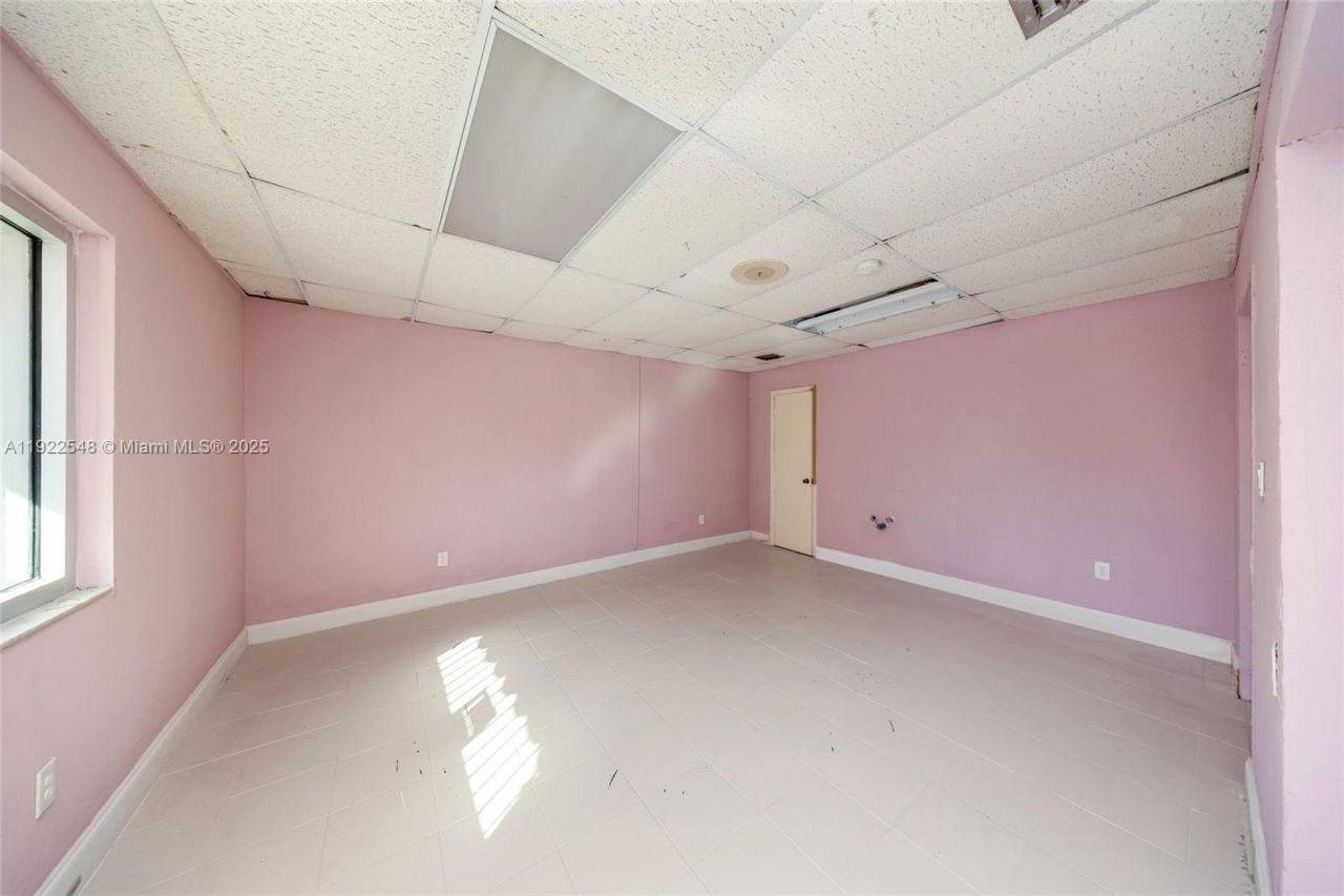 159 NW 36th St, Miami, FL 33127 Photo