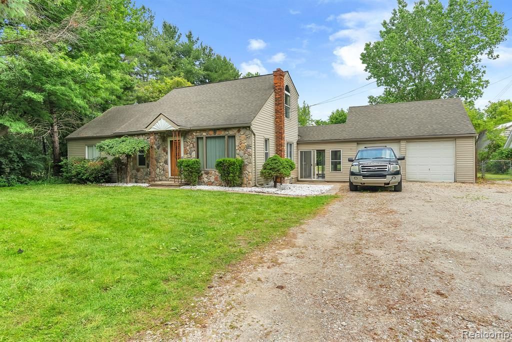 30930 Pennsylvania Road, Romulus, MI 48174 Main Photo