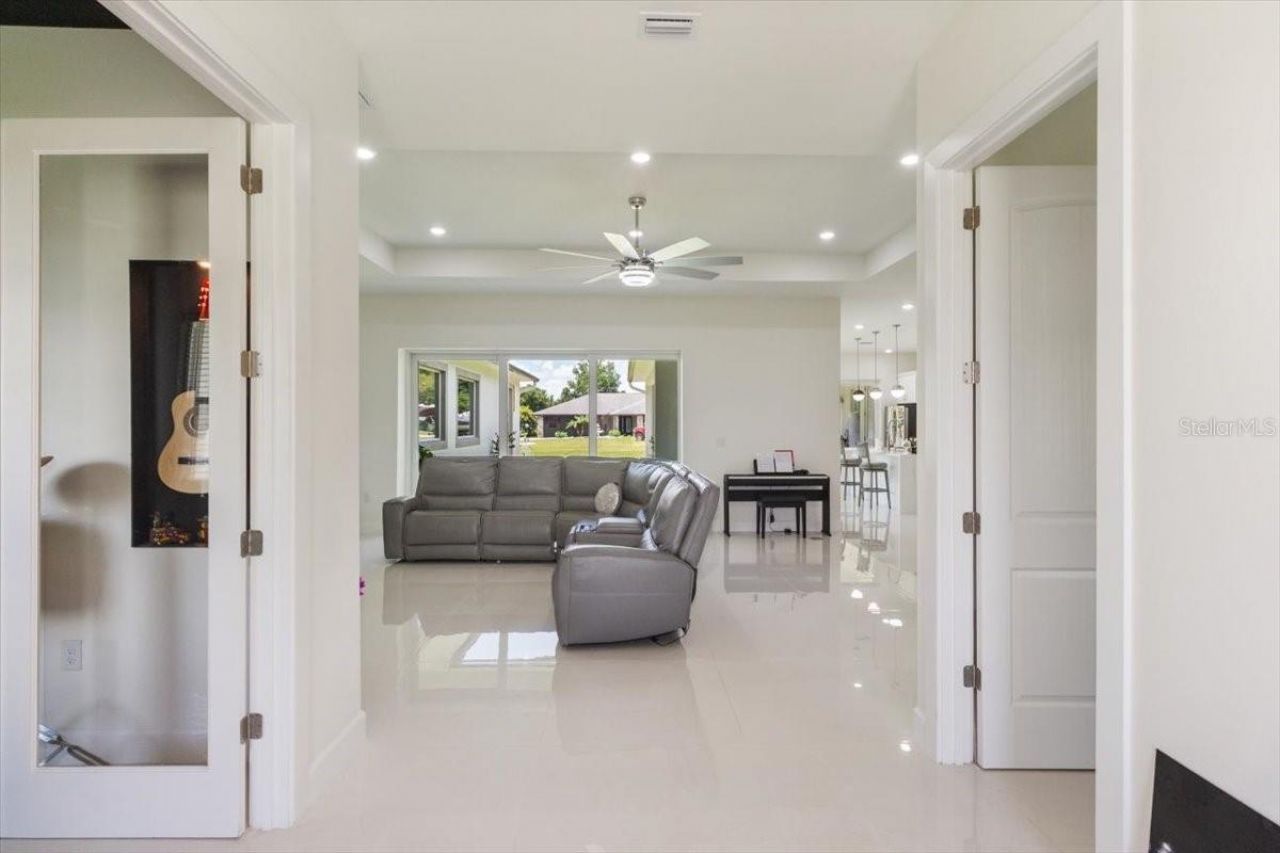 4210 Thonotosassa Road, Plant City, FL 33565 Photo