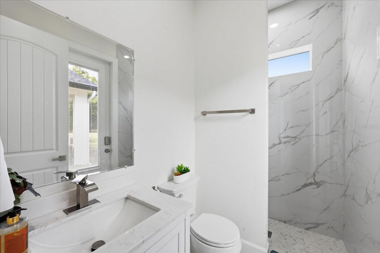 4210 Thonotosassa Road, Plant City, FL 33565 Photo