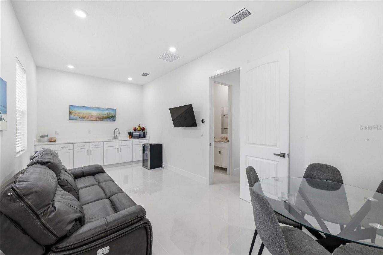 4210 Thonotosassa Road, Plant City, FL 33565 Photo