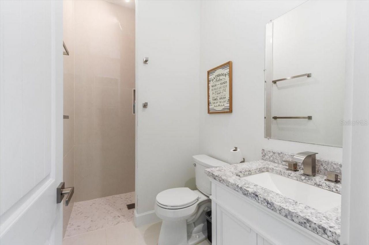 4210 Thonotosassa Road, Plant City, FL 33565 Photo