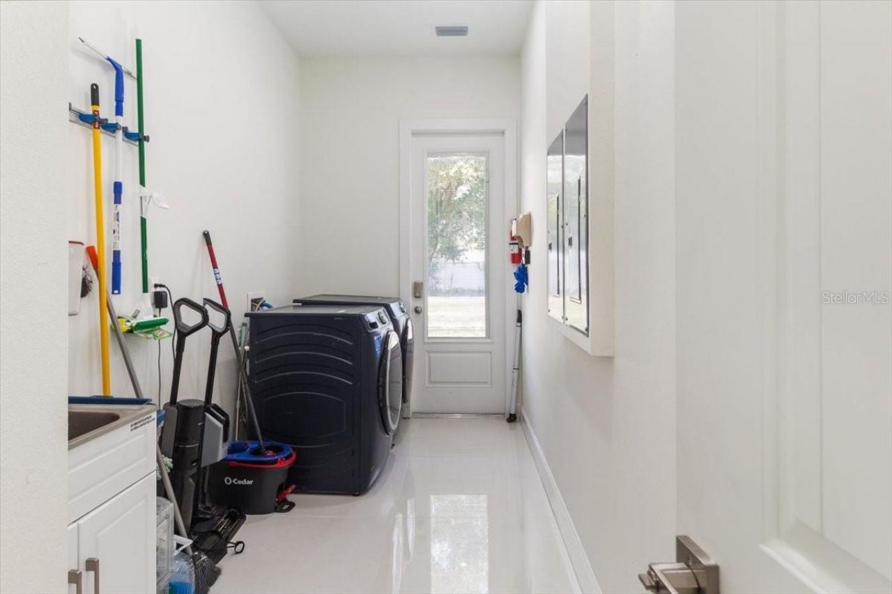 4210 Thonotosassa Road, Plant City, FL 33565 Photo