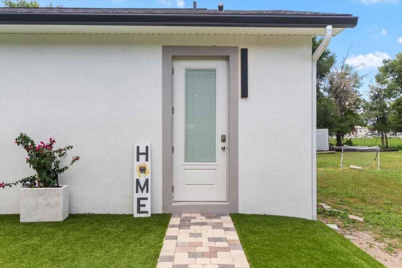 4210 Thonotosassa Road, Plant City, FL 33565 Photo