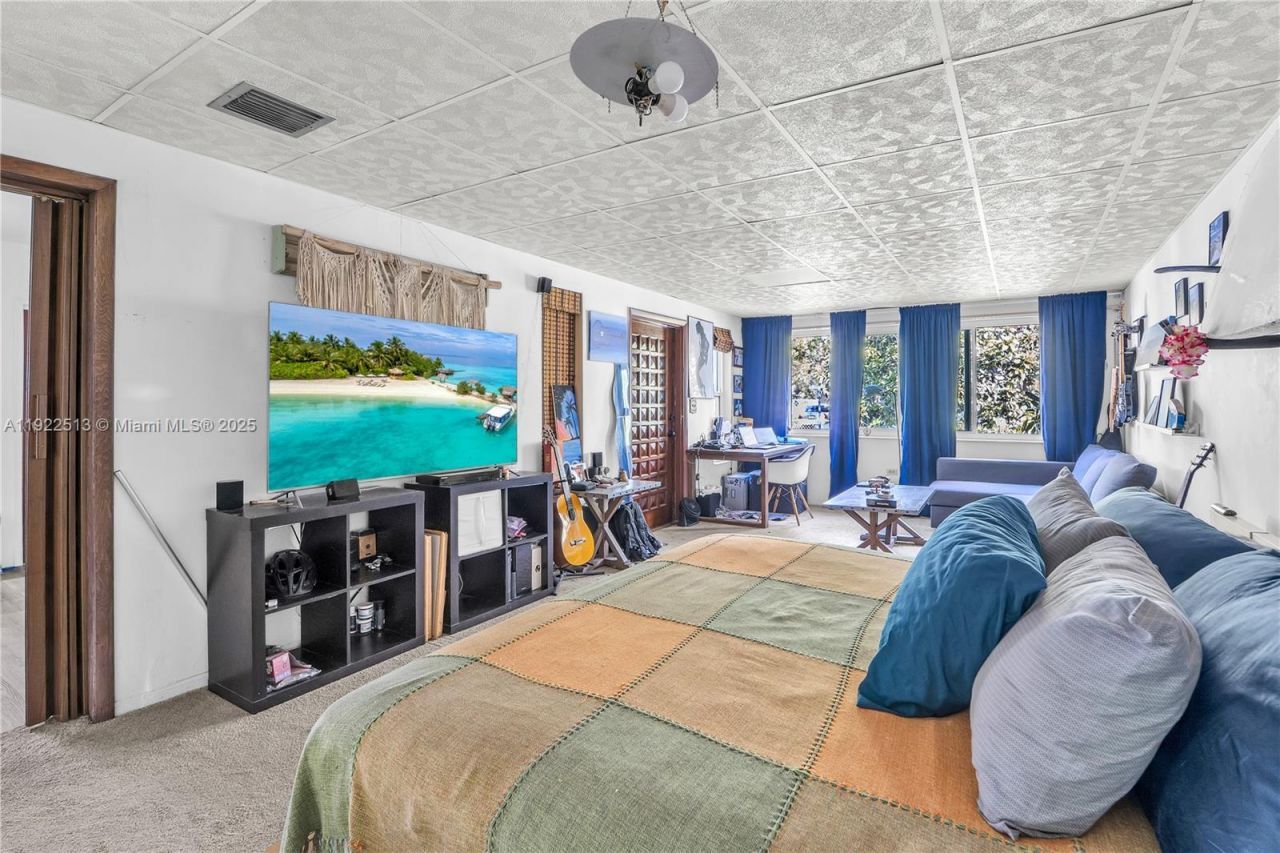 100 NW 123rd St, North Miami, FL 33168 Photo