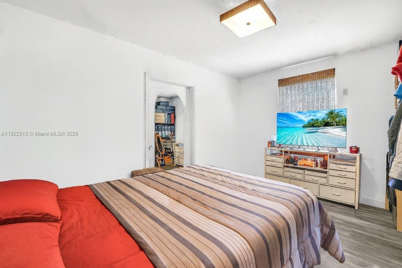 100 NW 123rd St, North Miami, FL 33168 Photo