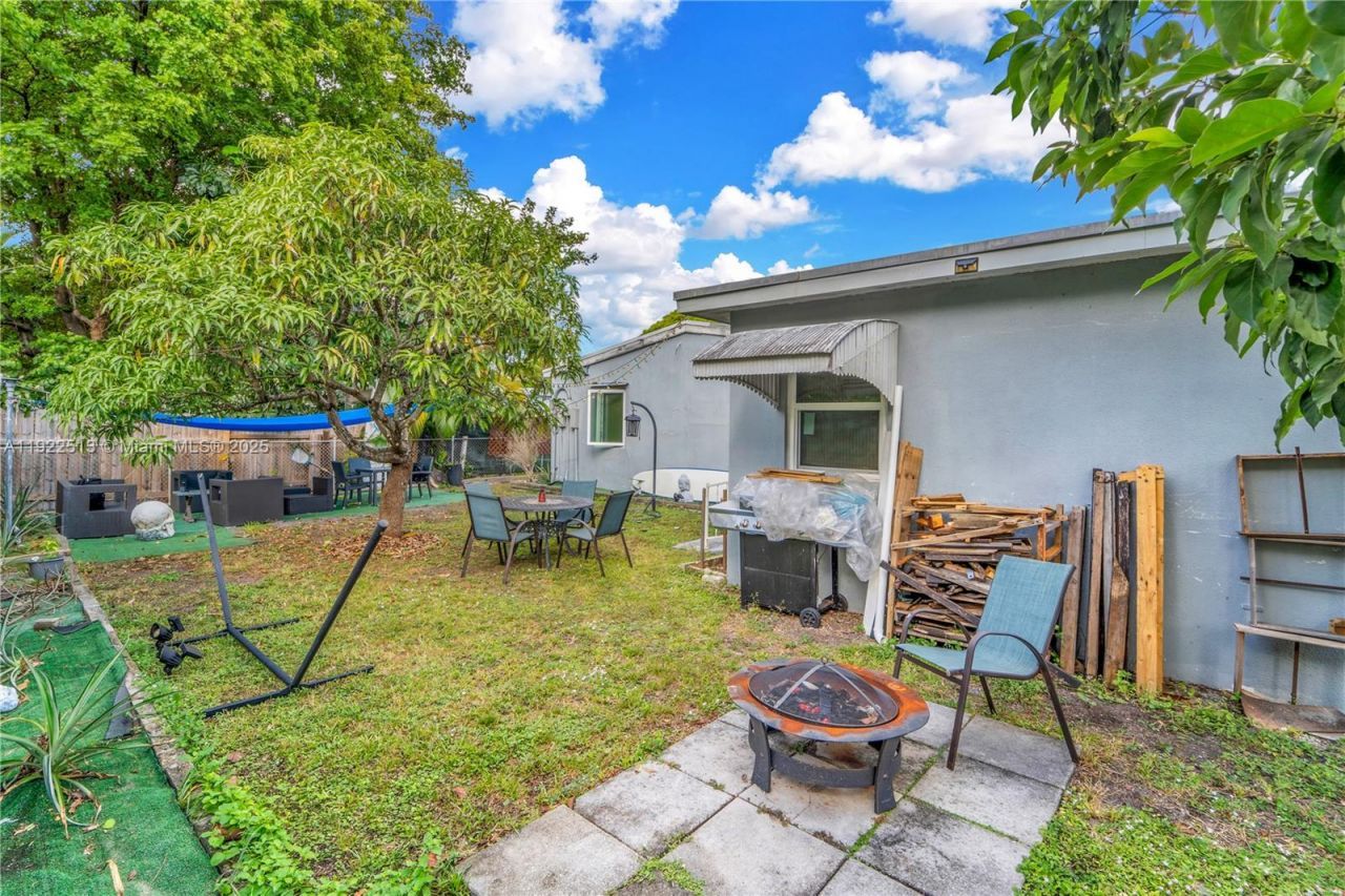 100 NW 123rd St, North Miami, FL 33168 Photo