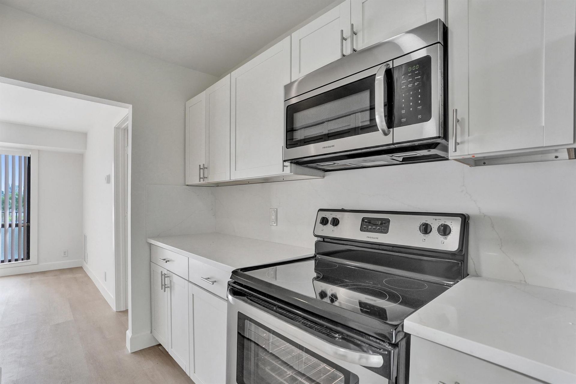 1040 Homewood Boulevard, Unit L202, Delray Beach, FL 33445 Photo