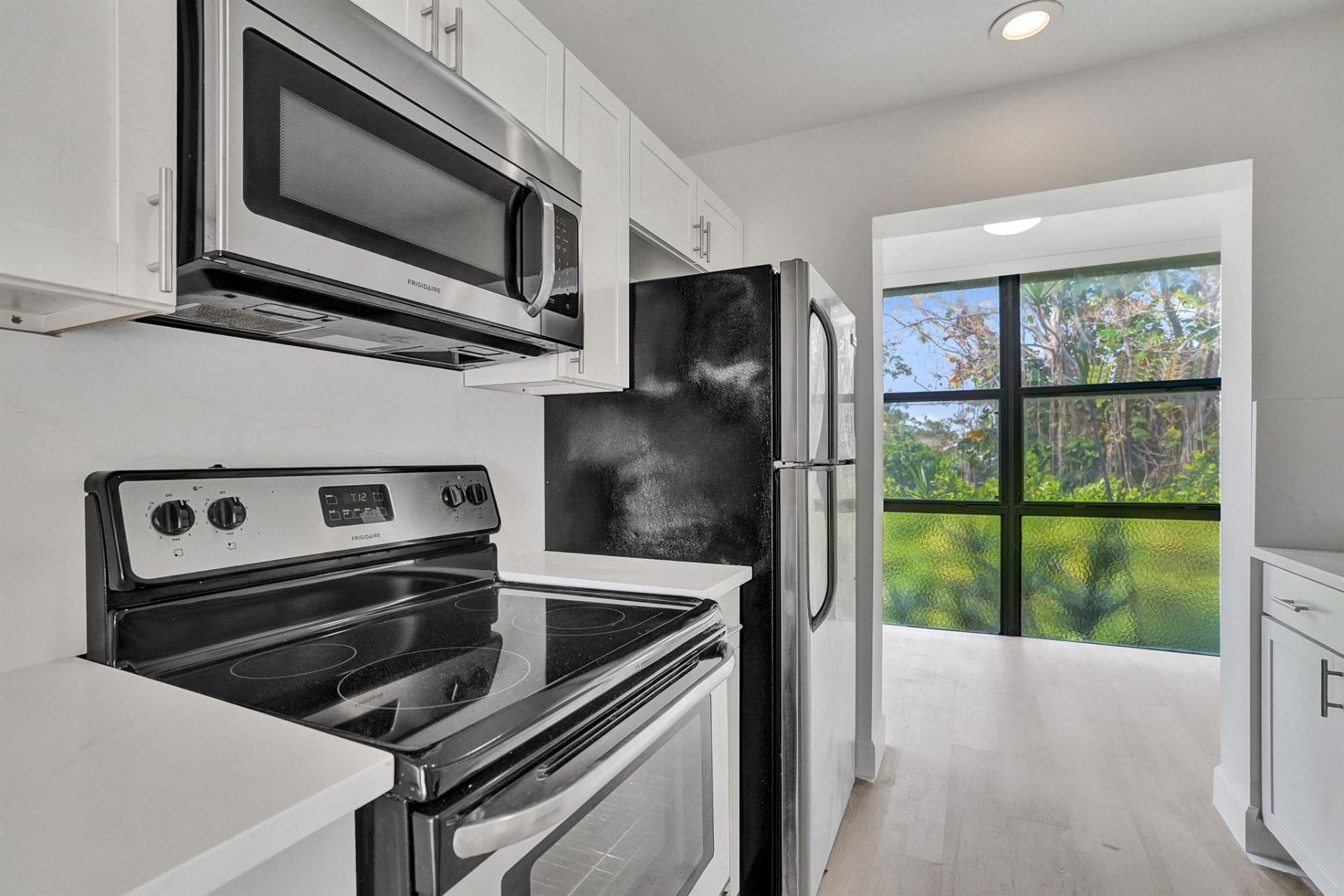 1040 Homewood Boulevard, Unit L202, Delray Beach, FL 33445 Photo