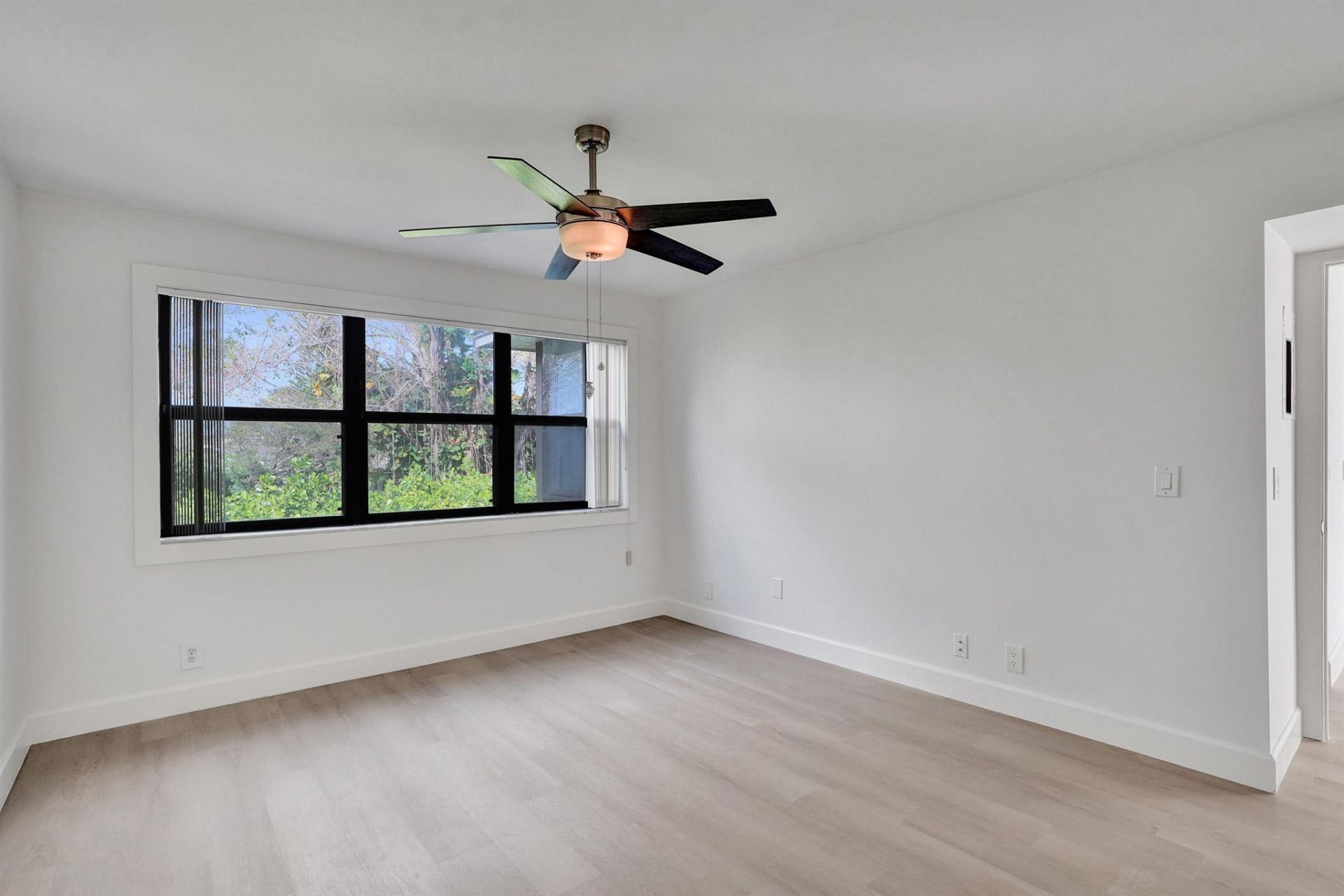 1040 Homewood Boulevard, Unit L202, Delray Beach, FL 33445 Photo