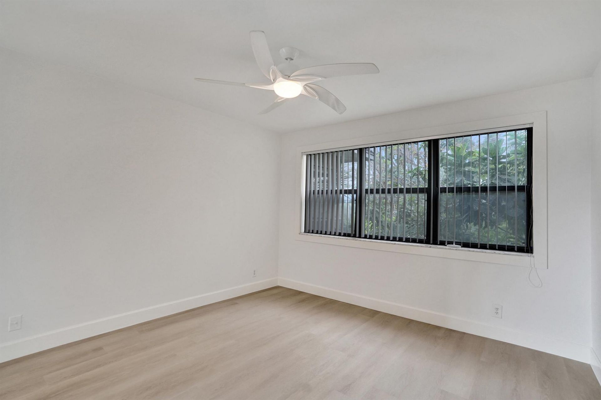 1040 Homewood Boulevard, Unit L202, Delray Beach, FL 33445 Photo