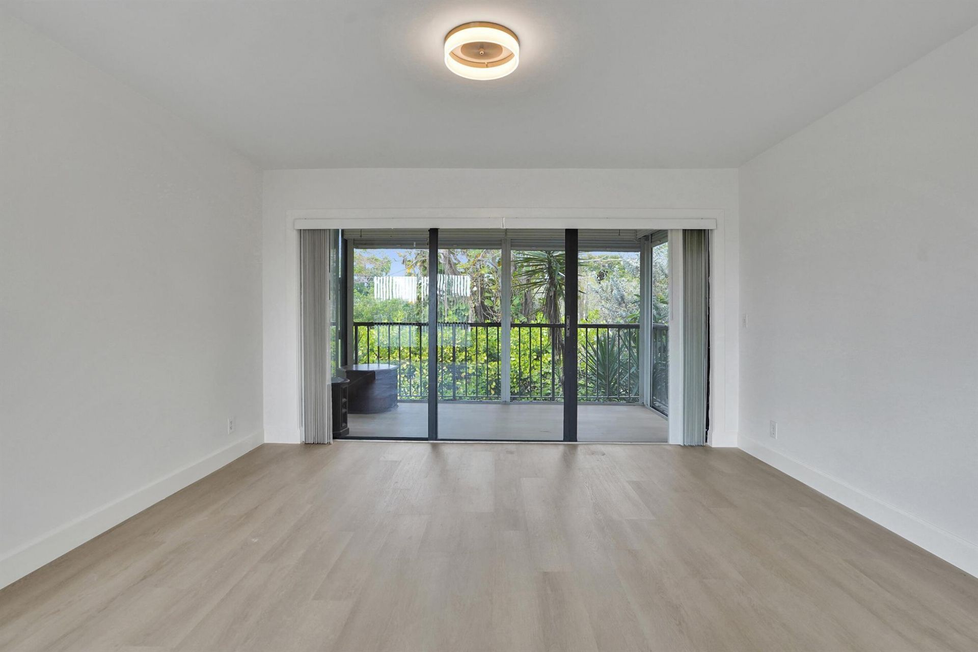 1040 Homewood Boulevard, Unit L202, Delray Beach, FL 33445 Photo