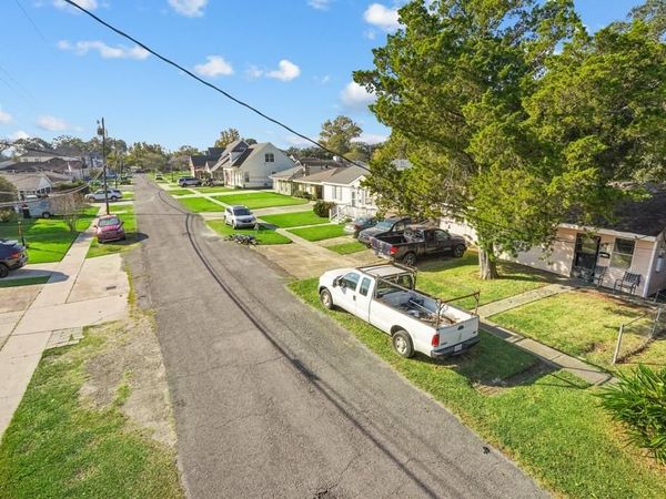 746 RANDOLPH Avenue, Harahan, LA 70123