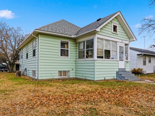 1036 Columbia Street, Waterloo, IA 50703