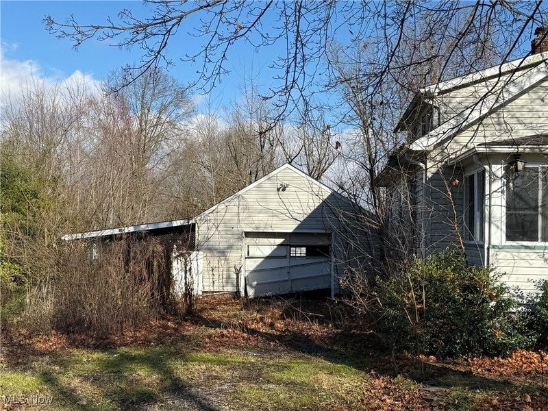 5450 Park Road, Leavittsburg, OH 44430 Photo 2