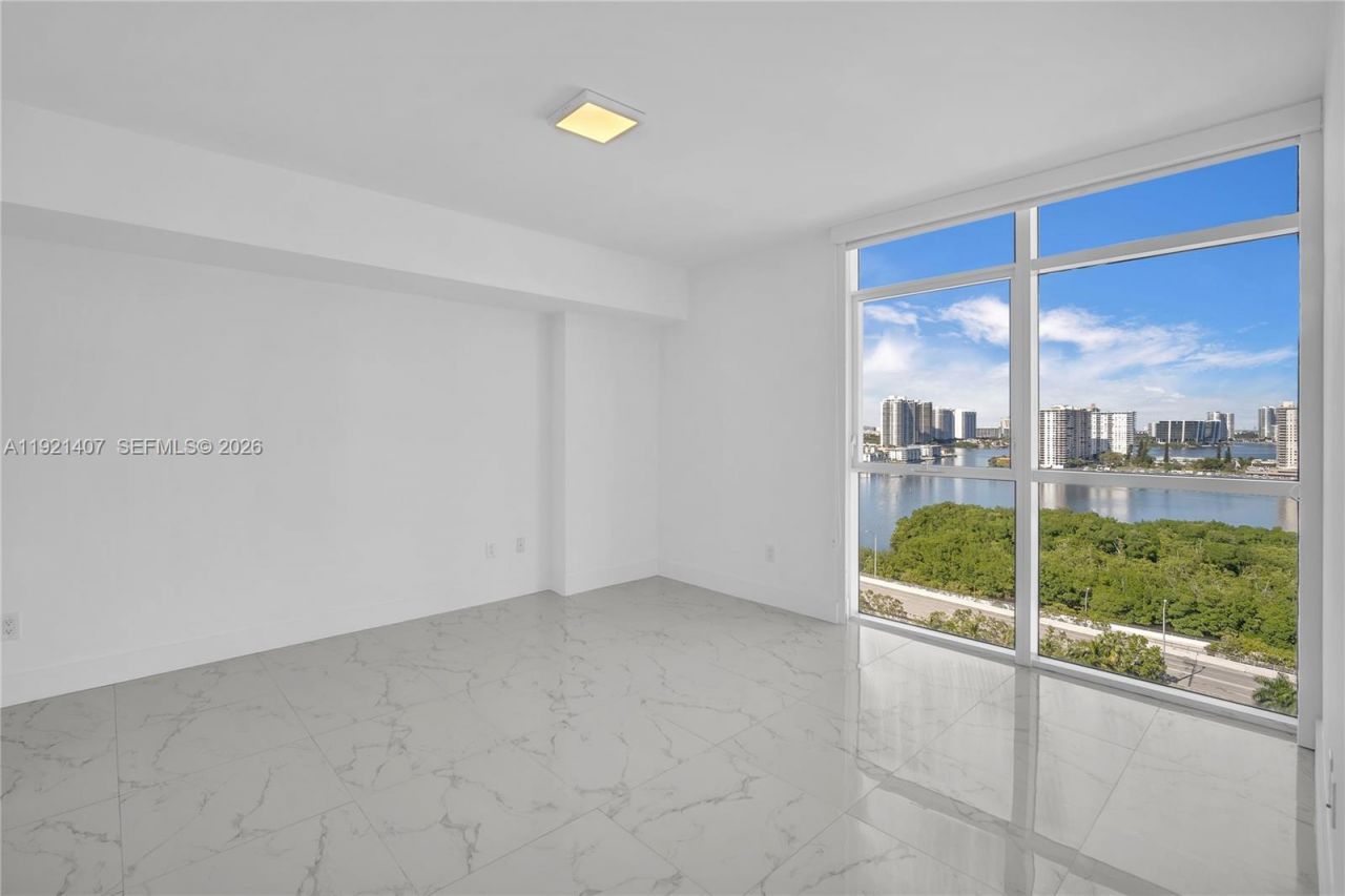 400 Sunny Isles Blvd, Unit 1519, Sunny Isles Beach, FL 33160 Photo