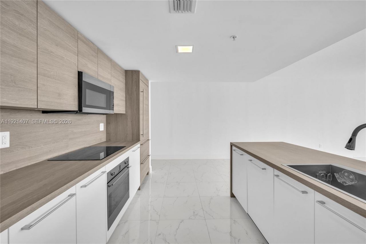 400 Sunny Isles Blvd, Unit 1519, Sunny Isles Beach, FL 33160 Photo