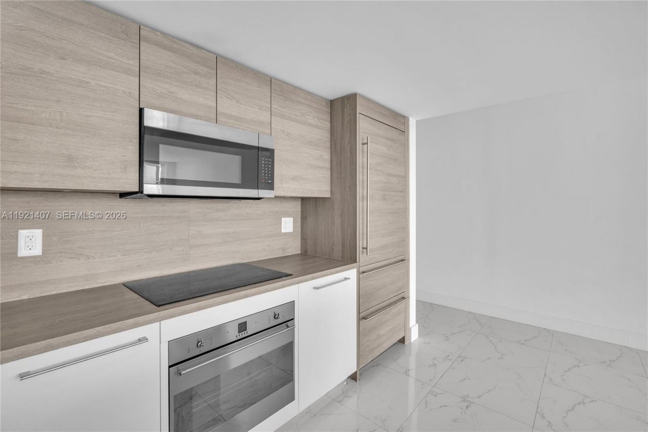 400 Sunny Isles Blvd, Unit 1519, Sunny Isles Beach, FL 33160 Photo