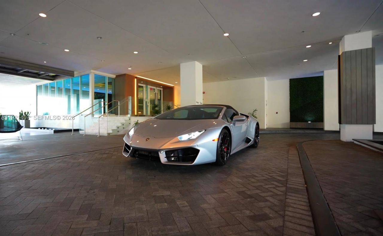 400 Sunny Isles Blvd, Unit 1519, Sunny Isles Beach, FL 33160 Photo