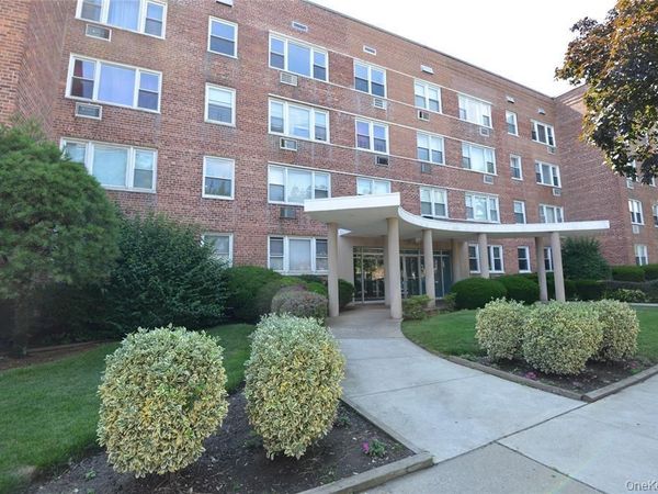 100 S Ocean Avenue S, Unit 3U, Freeport, NY 11520