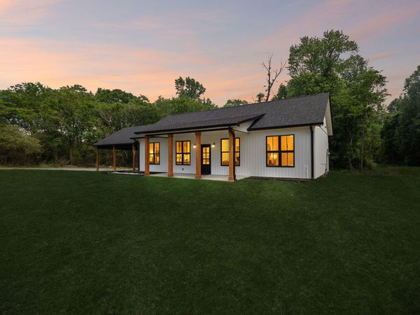 208 Old State Hwy 28, Whitwell, TN 37397