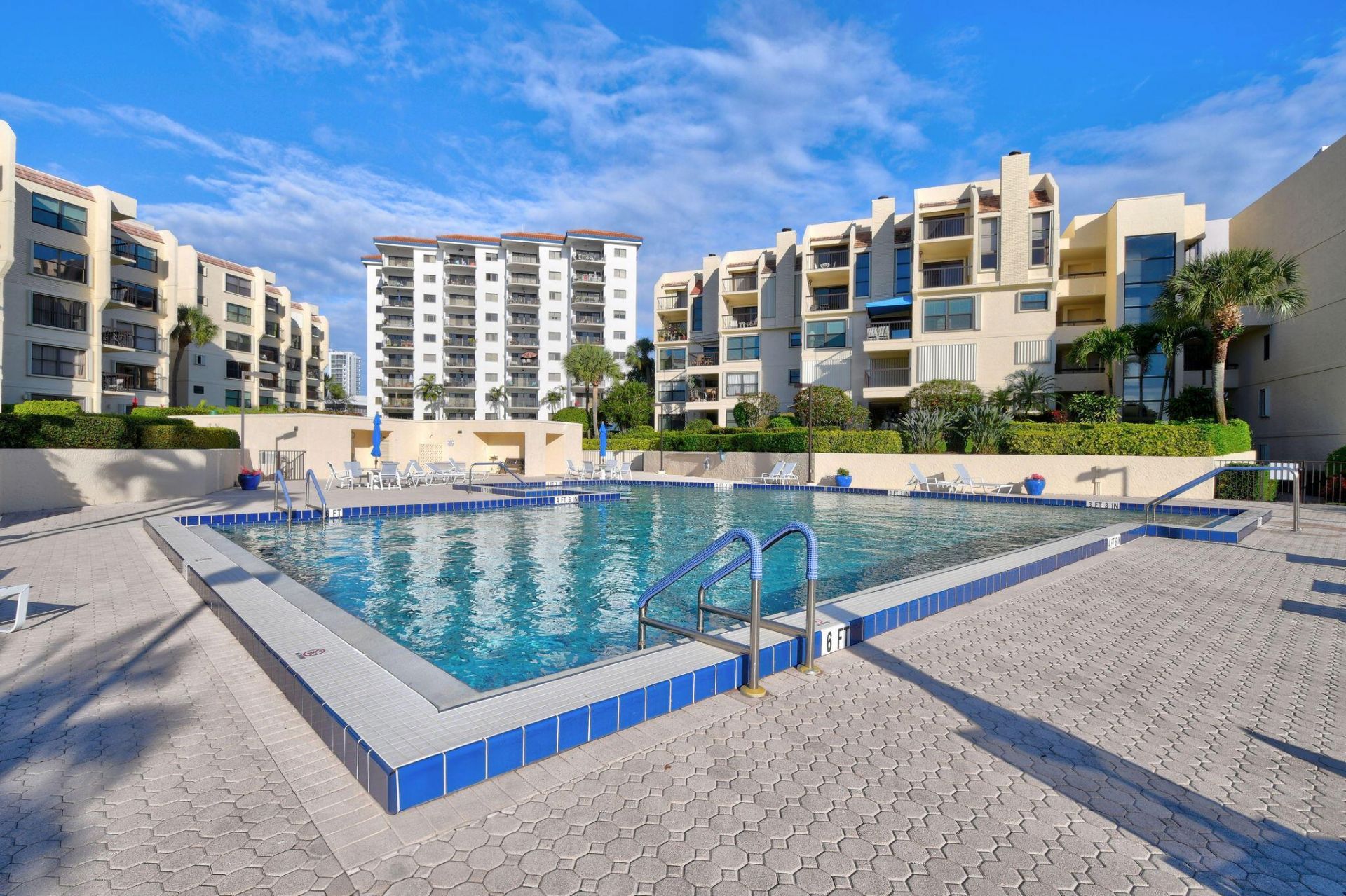 364 Golfview Road, Unit 506, North Palm Beach, FL 33408 Photo