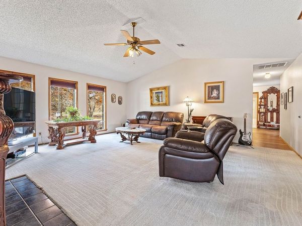 21660 Seminole Court, Siloam Springs, AR 72761