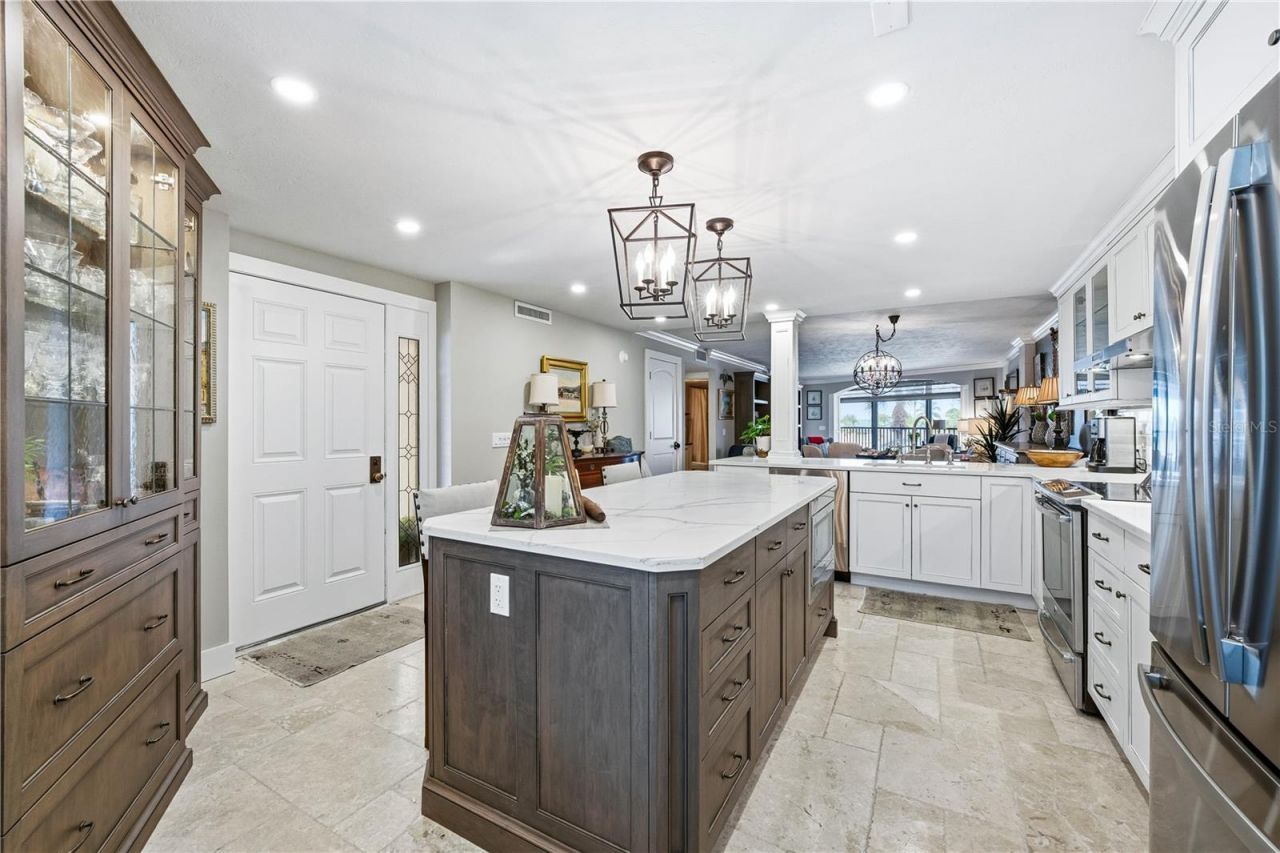 5880 Midnight Pass Road, Unit 302, Sarasota, FL 34242 Photo