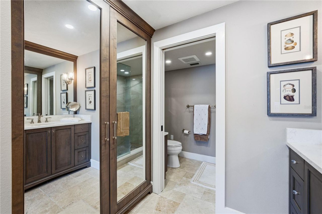 5880 Midnight Pass Road, Unit 302, Sarasota, FL 34242 Photo