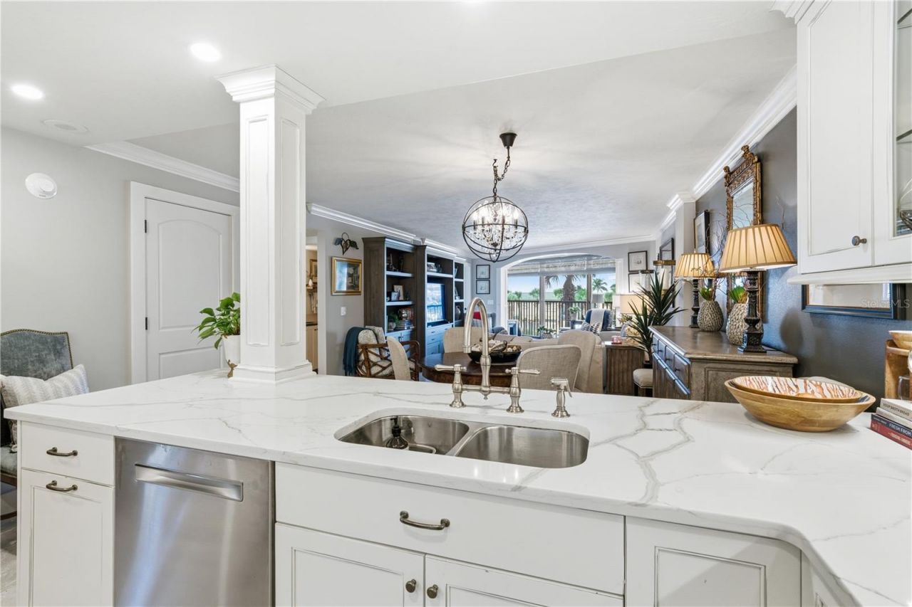 5880 Midnight Pass Road, Unit 302, Sarasota, FL 34242 Photo